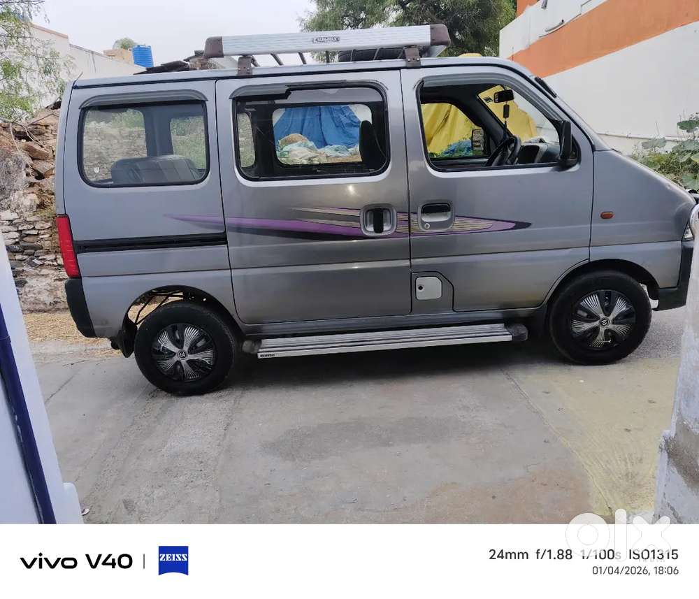 Maruti Suzuki Eeco 2014 Lpg 130000 Km Driven Show Room Service