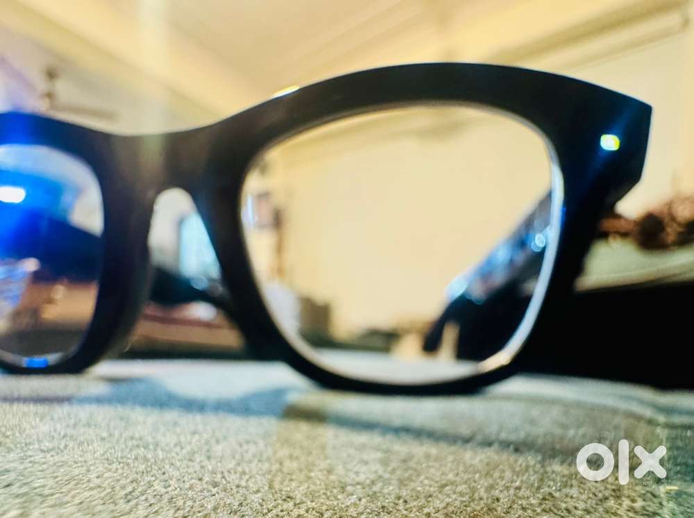 Fireboltt AI camera glasses