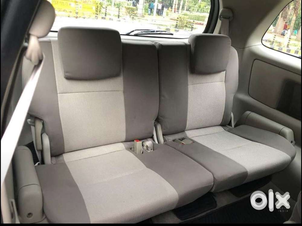 Toyota Innova Diesel 2012