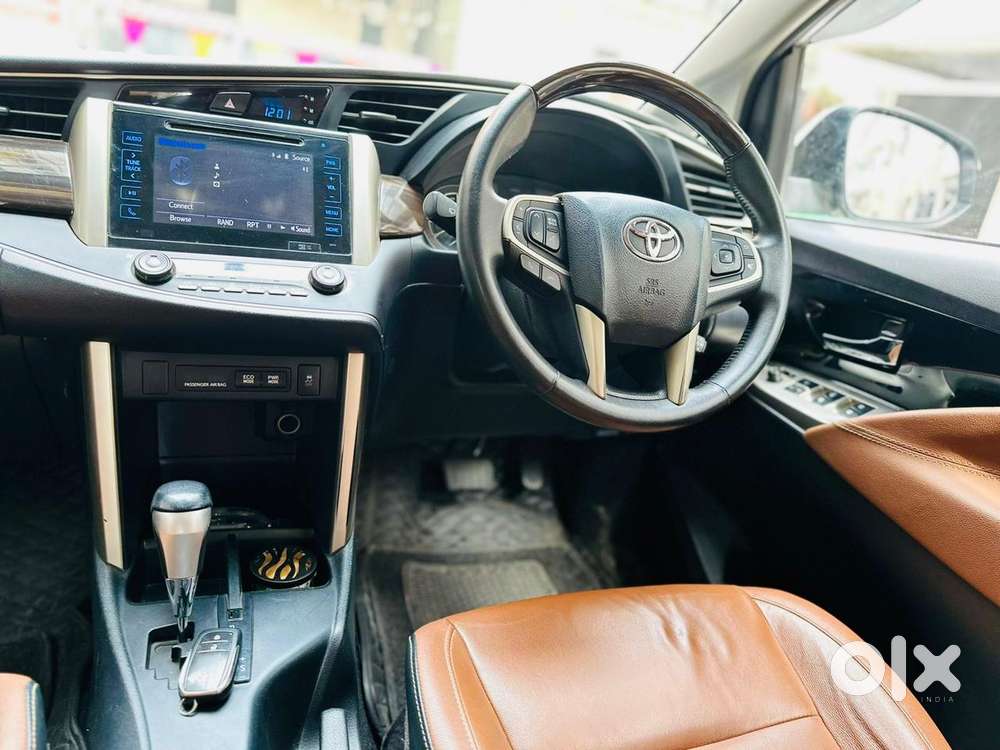 Toyota Innova Crysta [2020-ongoing] 2.7 Zx At 7 Str, 2019, Petrol