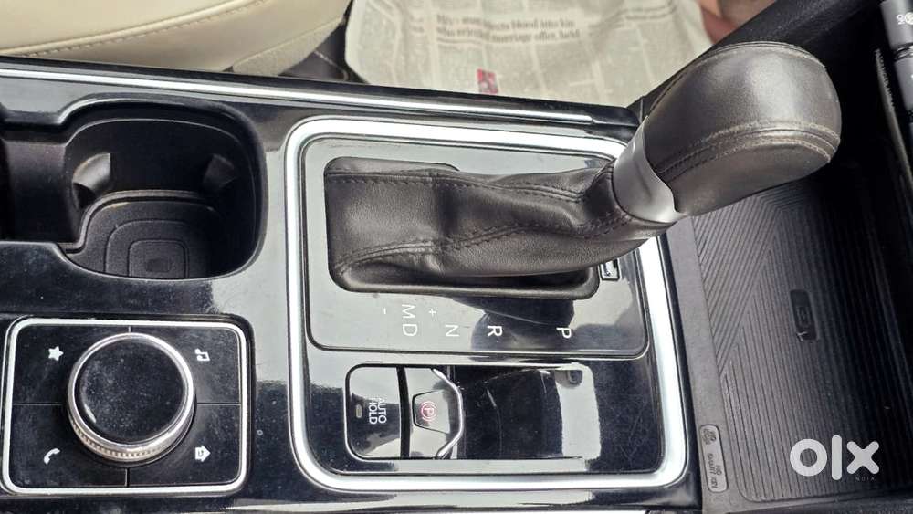 Mahindra Xuv700 2.2 Ax 7 Diesel At Luxury Pack Str, 2022, Diesel