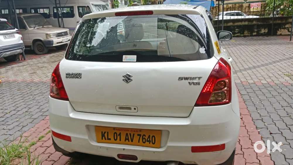 Maruti Suzuki Swift 2009 Diesel 80000 Km Driven