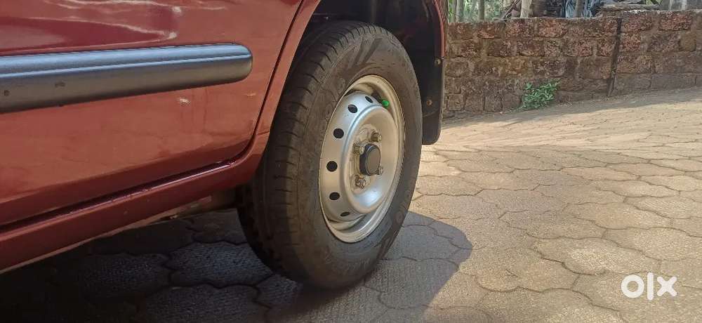 2012 Model Alto Lxi Petrol Mt.
No Accident And No Replacement