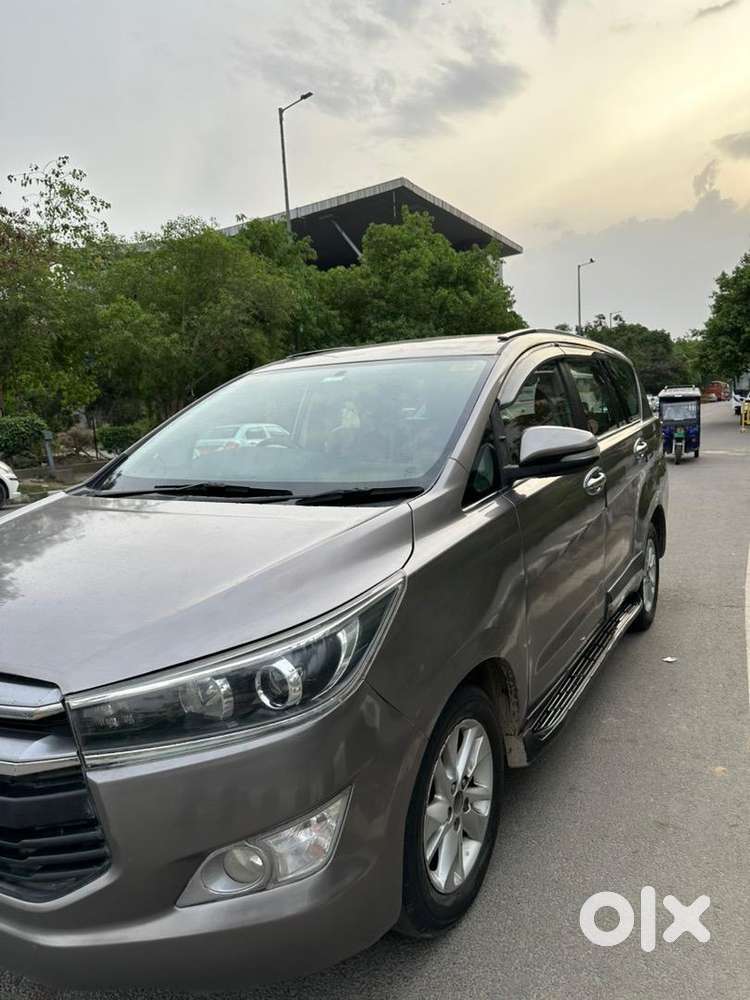 Toyota Innova Crysta 2017 Diesel Well Maintained