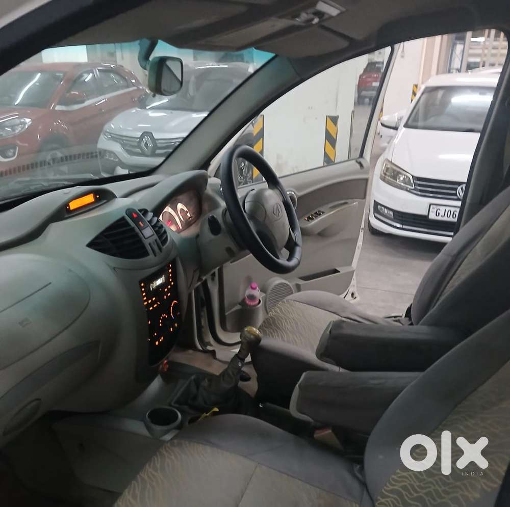 Mahindra Quanto C8, 2012, Diesel