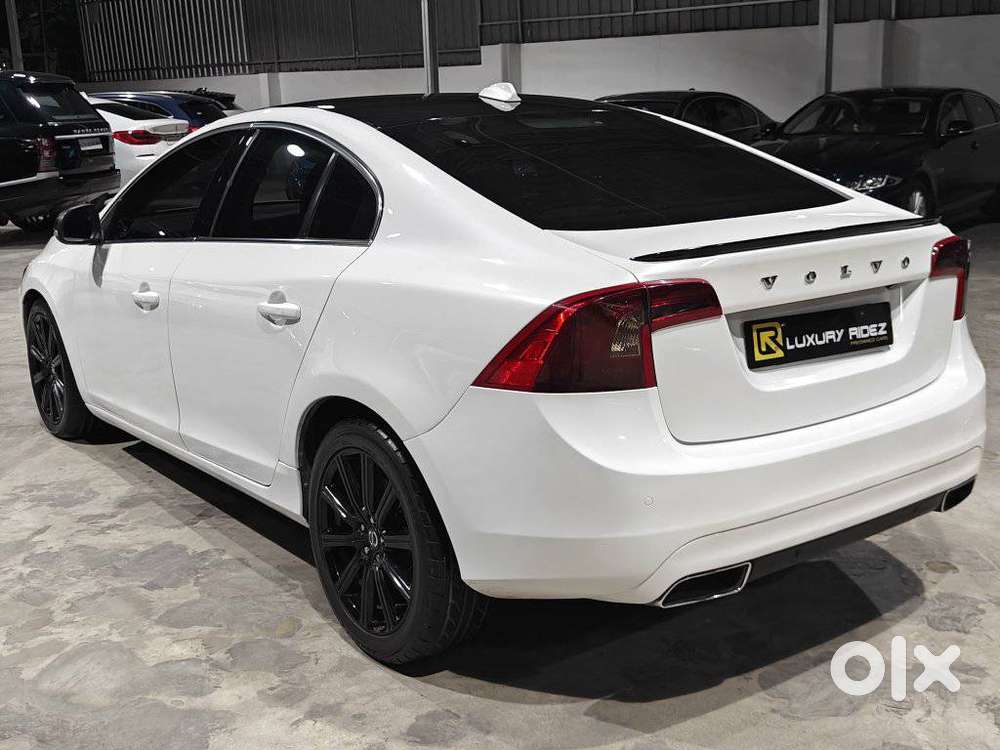 Volvo S60 D5 Inscription, 2015, Diesel