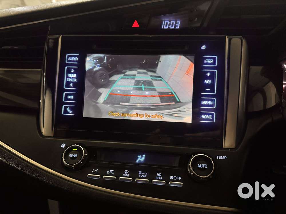 Toyota Innova Crysta 2.4 V 7 Str, 2016, Diesel