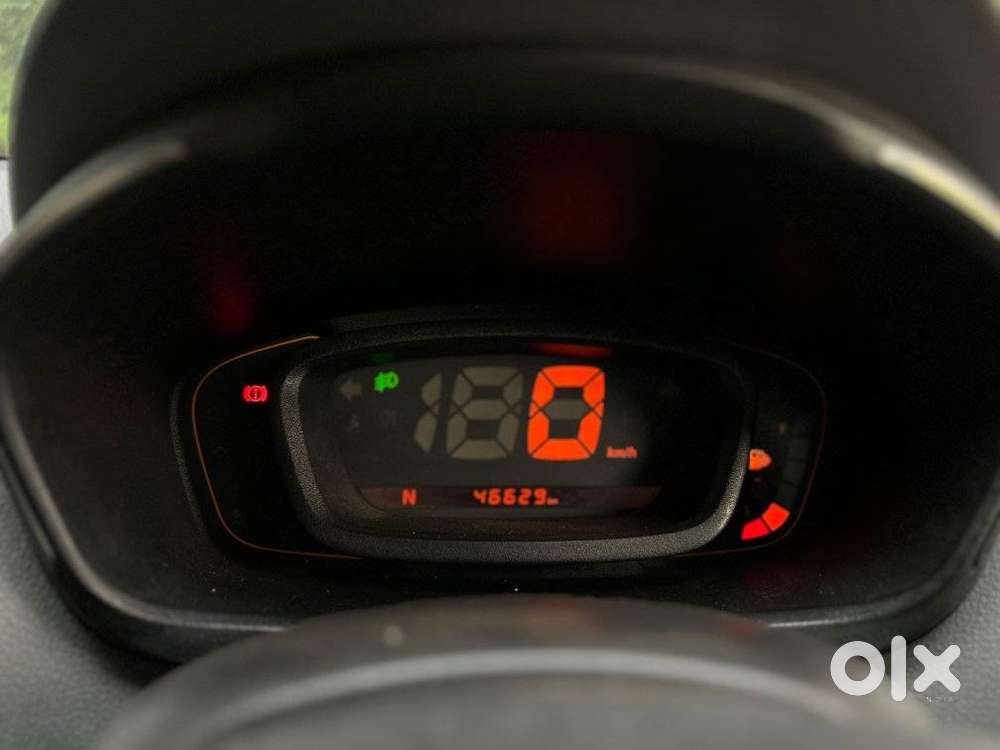 Renault Kwid 1.0 Rxt Amt Opt, 2017, Petrol