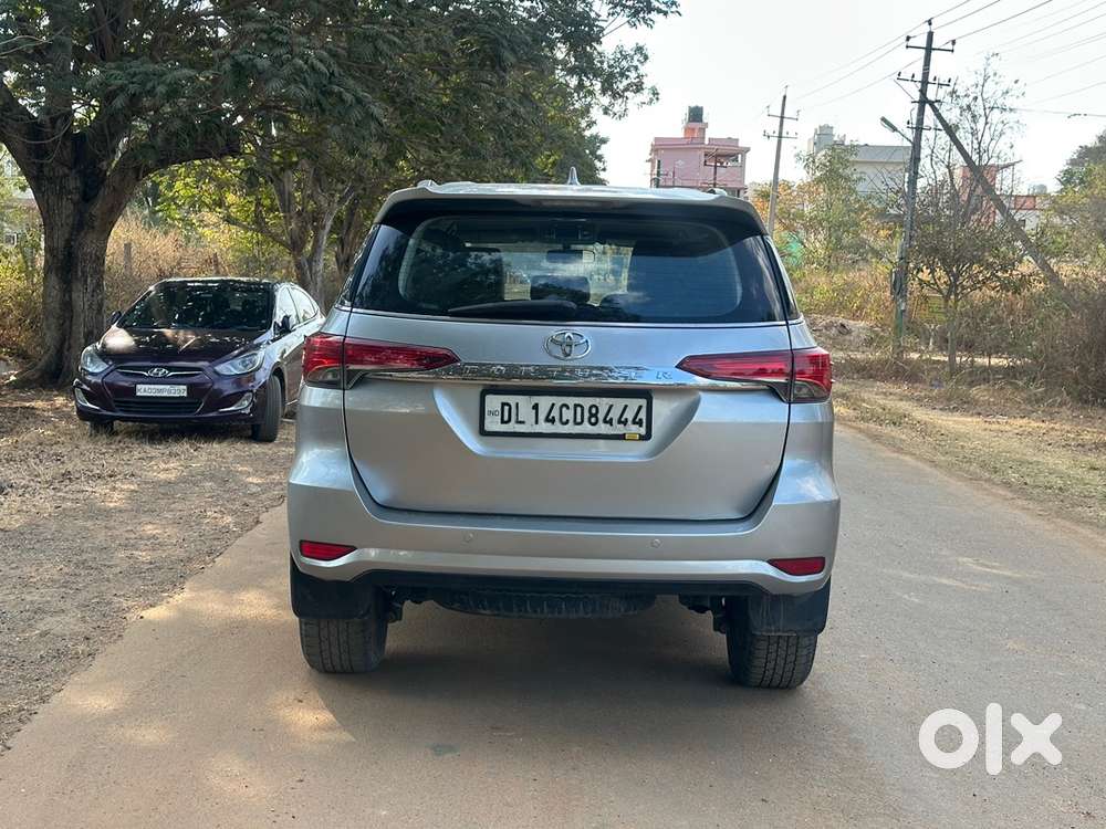Toyota Fortuner 2018 Diesel 90000 Km Driven With Service Record