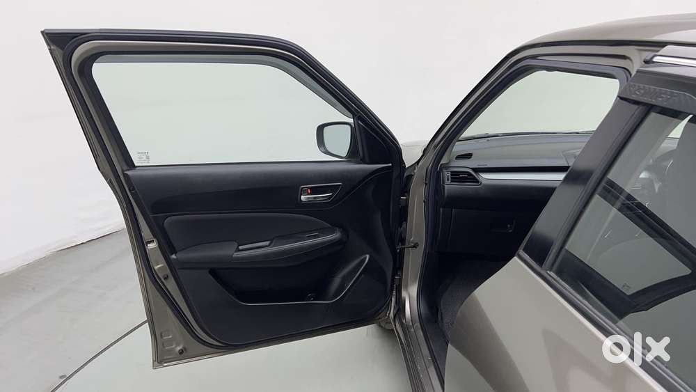 Maruti Suzuki Swift Amt Vvt Vxi, 2018, Petrol