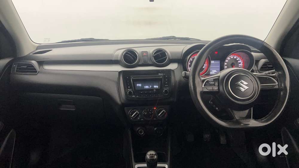 Maruti Suzuki Swift Vvt Vxi, 2021, Petrol