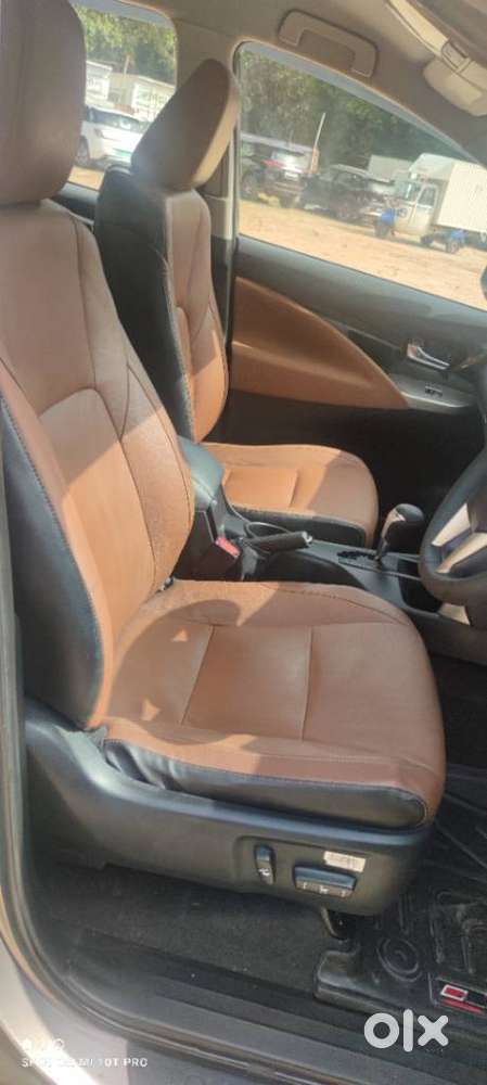 Toyota Innova Crysta 2.8z Automatic, 2017, Diesel