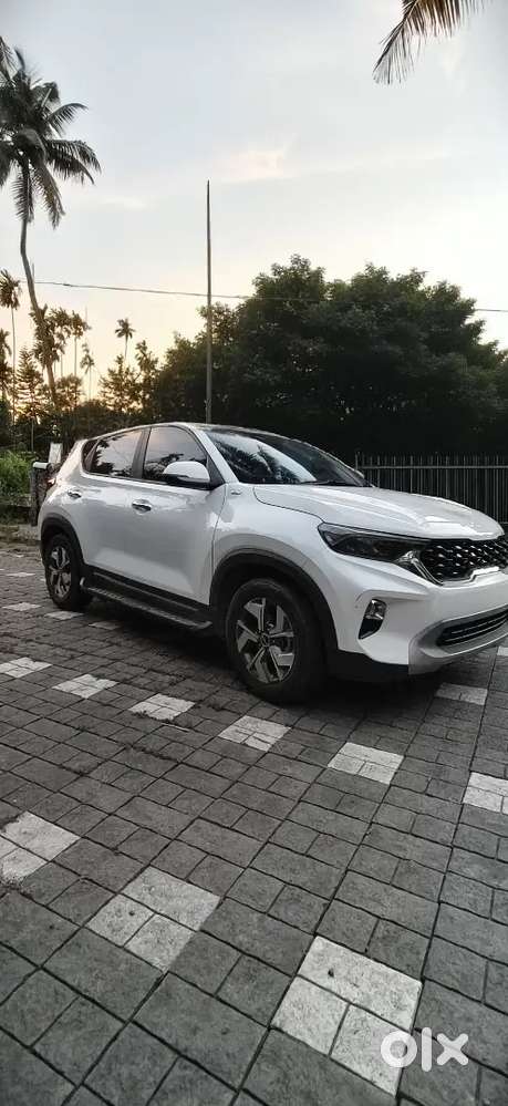 Kia Sonet 2023 Petrol 26000 Km Driven