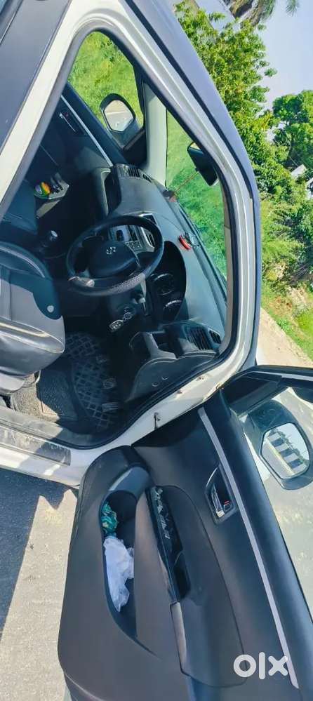 Maruti Suzuki Swift 2016 Diesel 142000 Km Driven