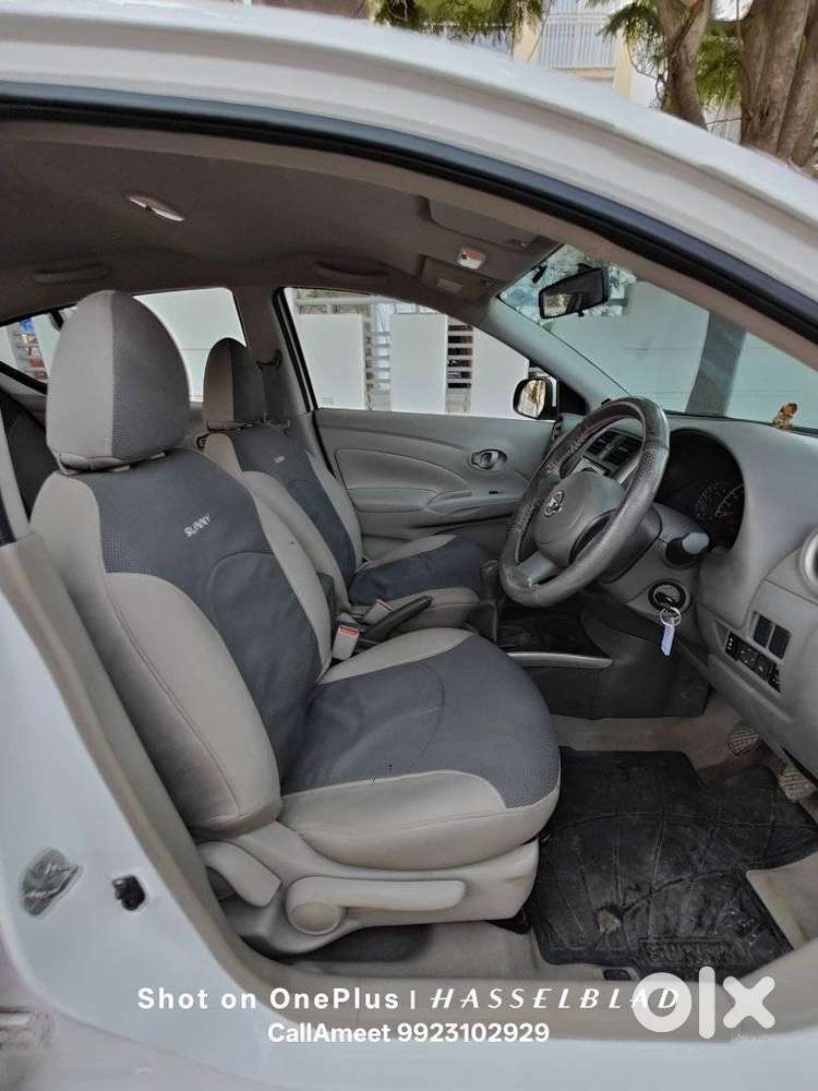 Nissan Sunny, 2012, Petrol