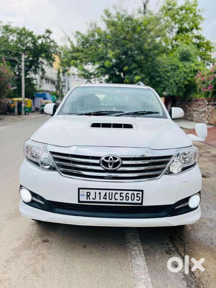 Toyota Fortuner 3.0 4x4 Manual, 2012, Diesel