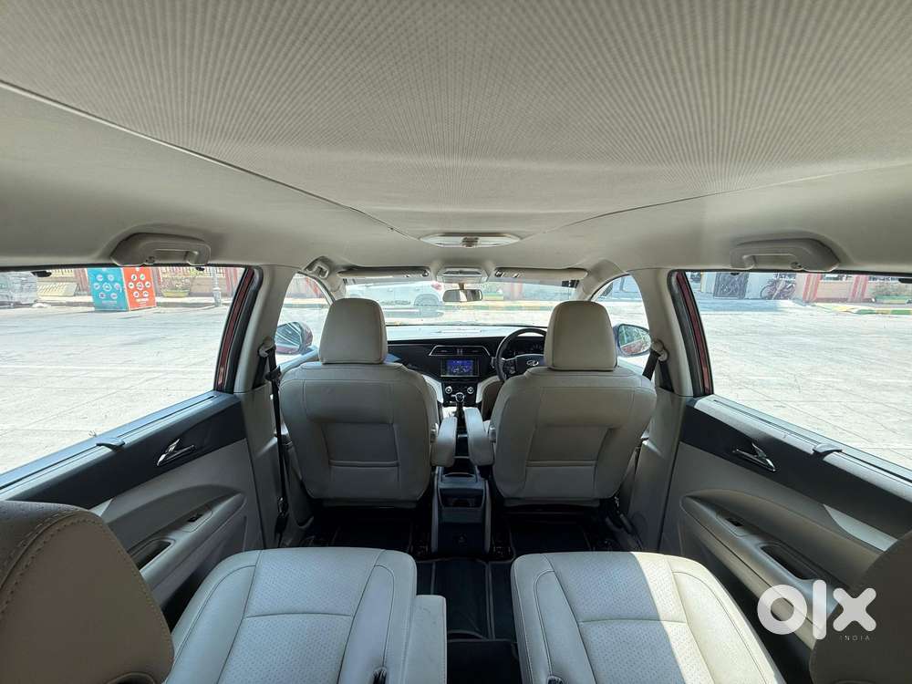 Mahindra Marazzo M8 8str, 2019, Diesel
