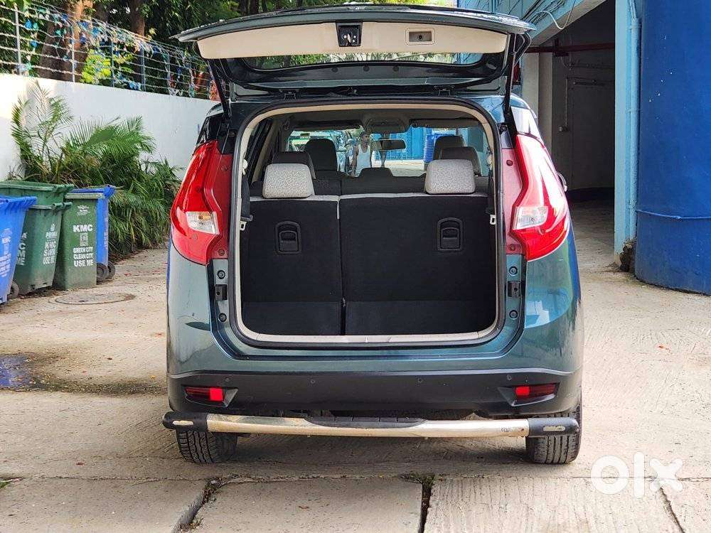 Mahindra Marazzo, 2020, Diesel