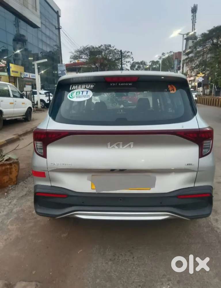 Kia Carens Yellow Board