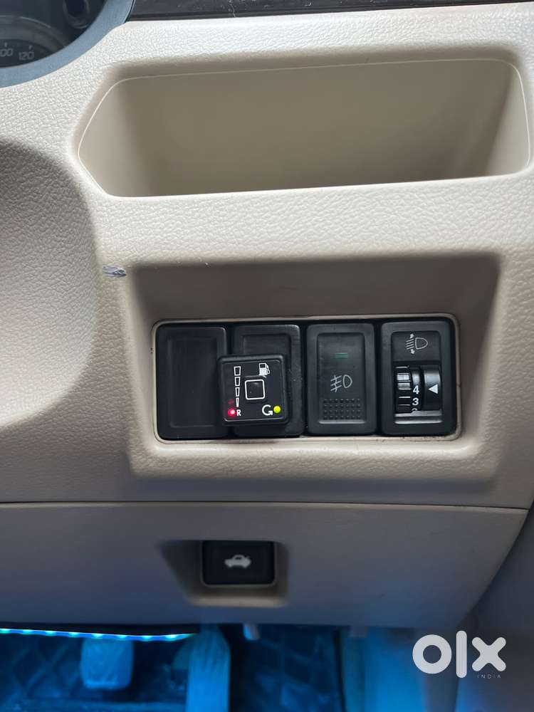 Maruti Suzuki Ciaz Sigma 1.5, 2018, Cng & Hybrids