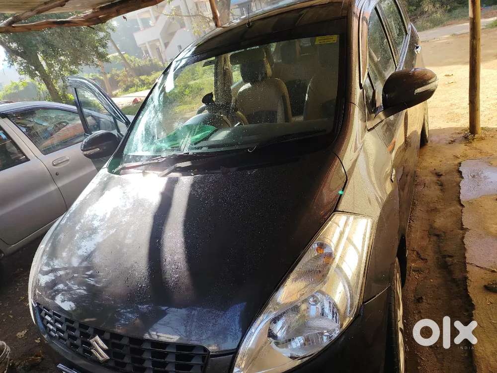 Maruti Suzuki Ertiga 2013 Model 2014registation Diesel 93000 Km Driven