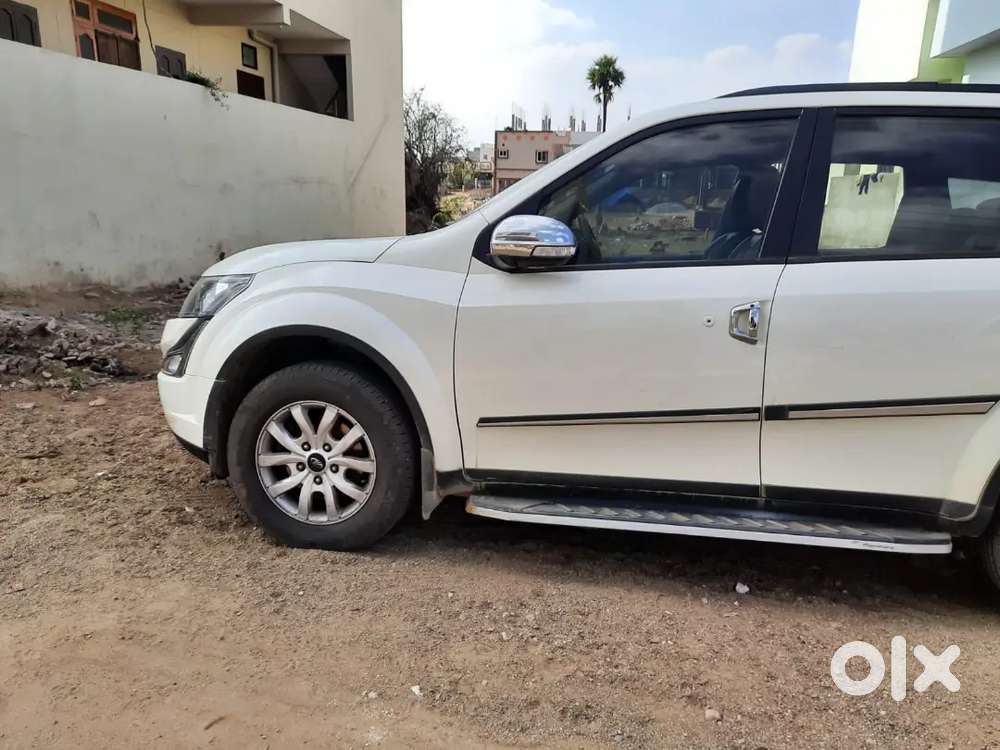 Mahindra Xuv500 2016 Diesel 106000 Km Driven
