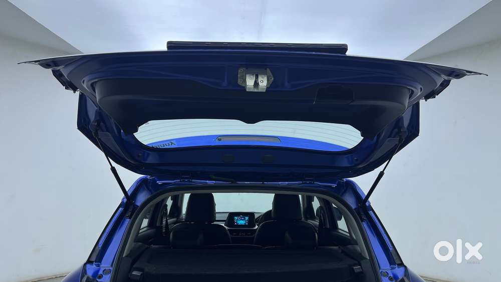 Maruti Suzuki Vitara Brezza 1.5 Zxi At, 2022, Petrol