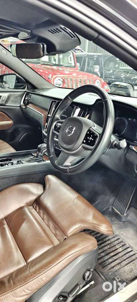Volvo S60 T4 Inscription, 2021, Petrol
