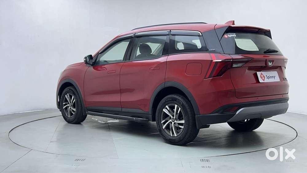 Mahindra Xuv700 2.0 Ax 5 Petrol At Str, 2022, Petrol