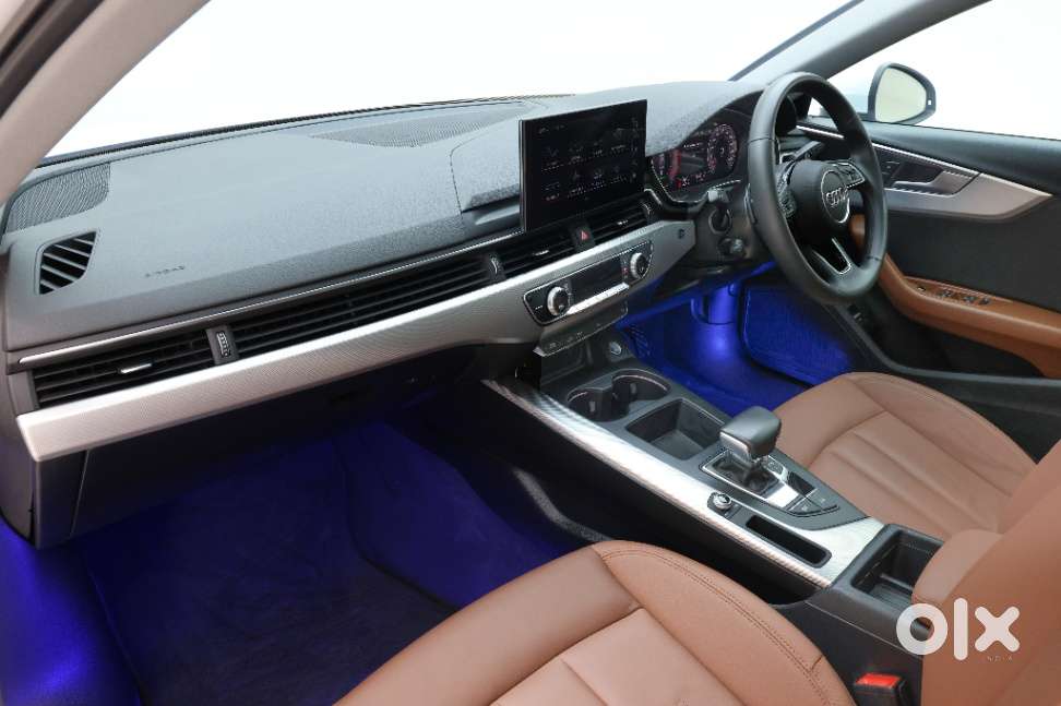 Audi A4 2.0 Premium Plus 40 Tfsi, 2025, Petrol
