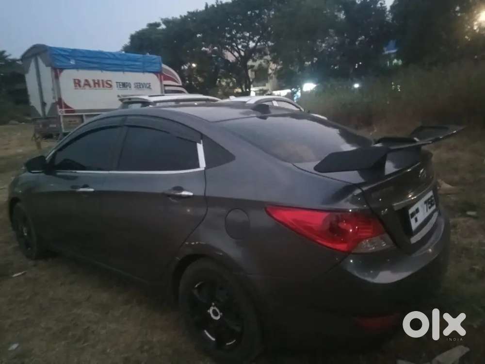 Hyundai Verna 1.6 2012 Manual