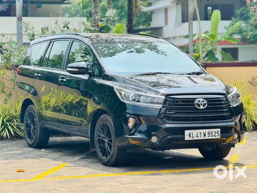 Toyota Innova Crysta 2.4 Z 7 Str, 2016, Diesel
