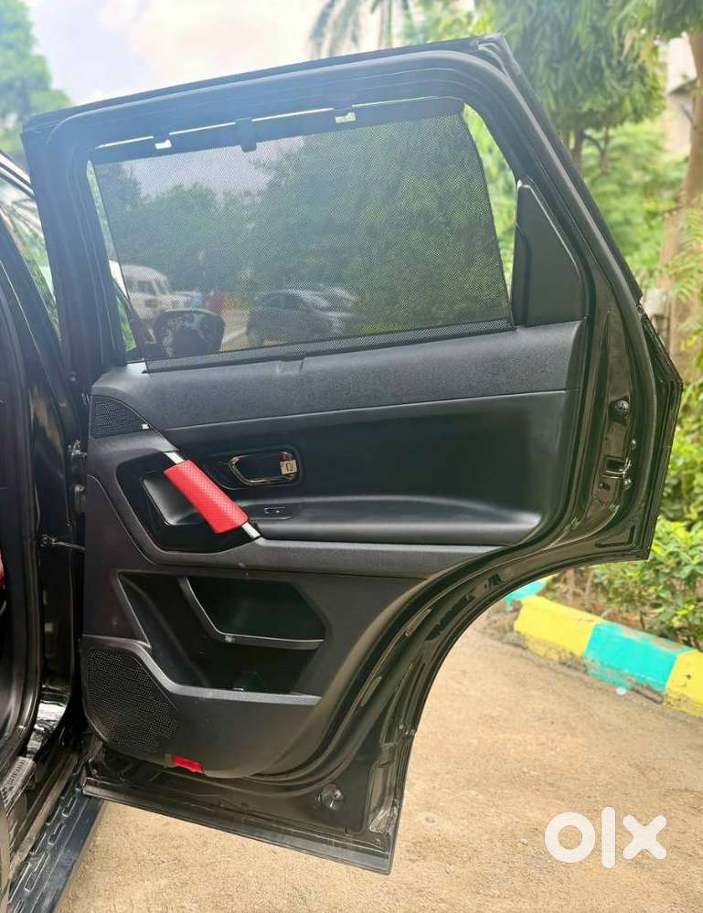 Tata Safari Accomplished X Plus 7 Str Dark Edition, 2026, Petrol