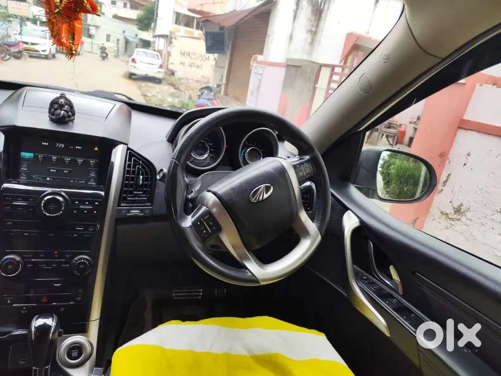 Mahindra Xuv500 2018 Diesel 140000 Km Driven