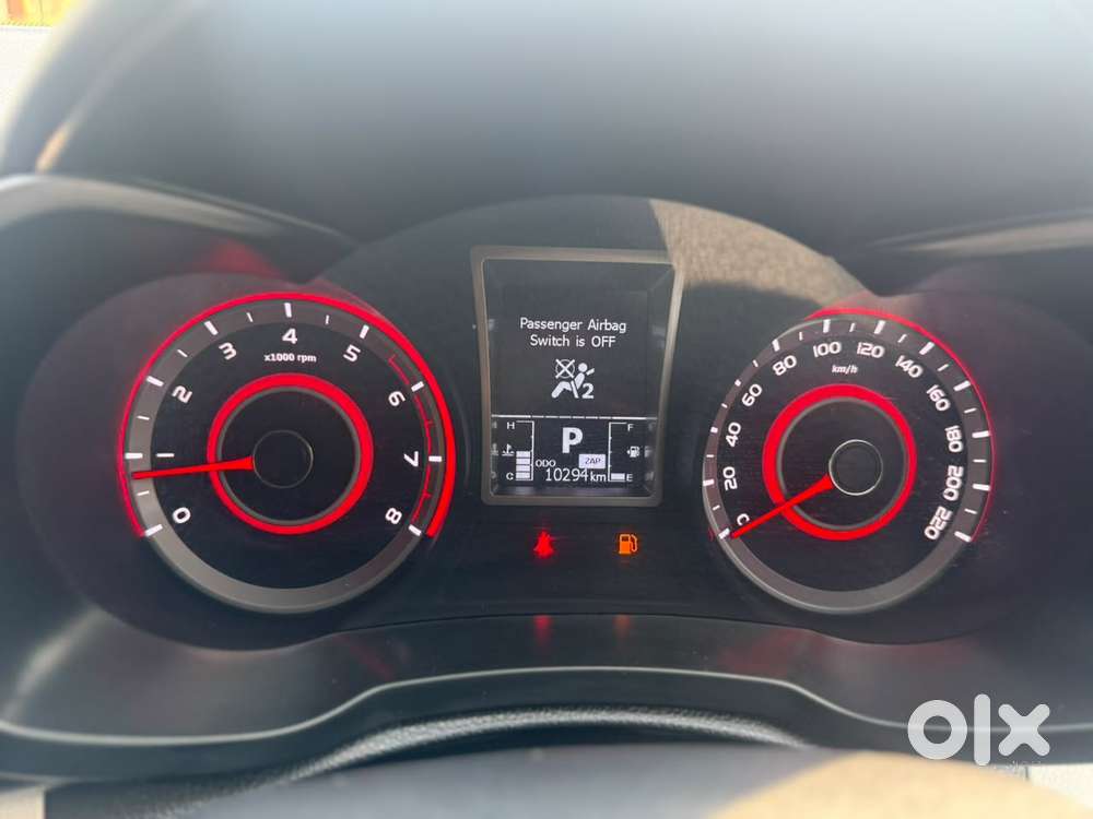 Mahindra Xuv 3xo Mx1 Pm Mt, 2025, Petrol
