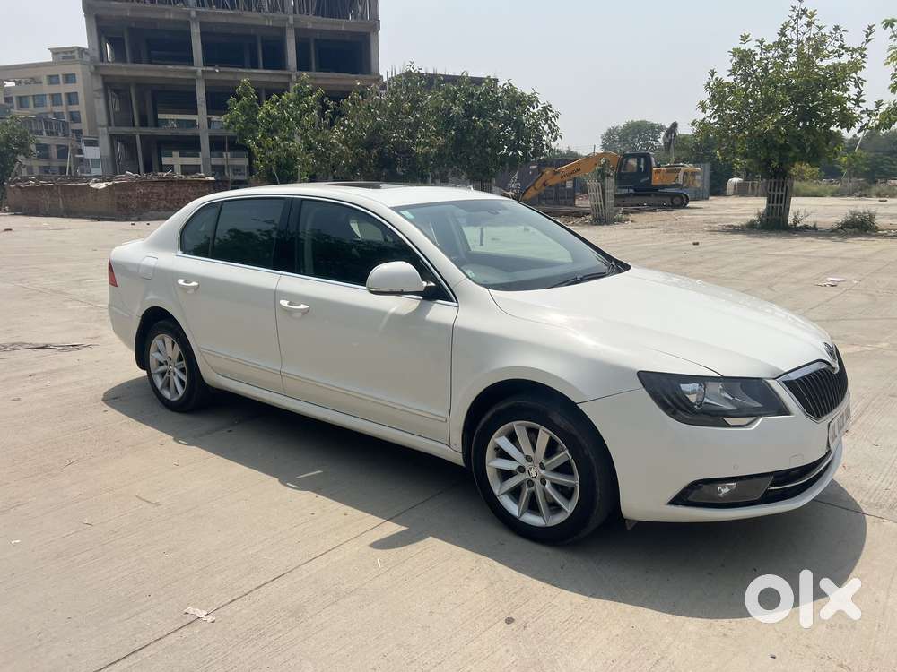 Skoda Superb 1.8 Elegance Tsi At, 2016, Petrol