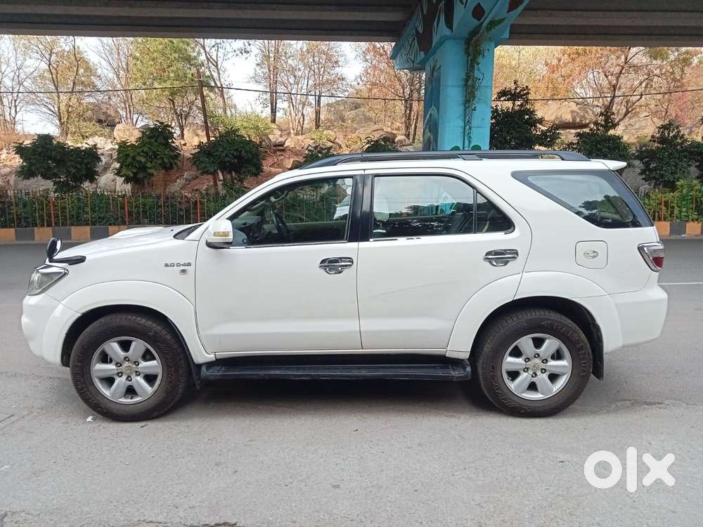 Toyota Fortuner 3.0 4x4 Manual, 2009, Diesel