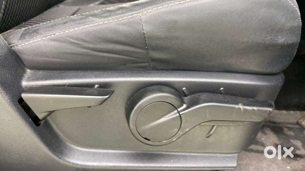 Mahindra Thar Lx 4-str Hard Top At, 2021, Petrol