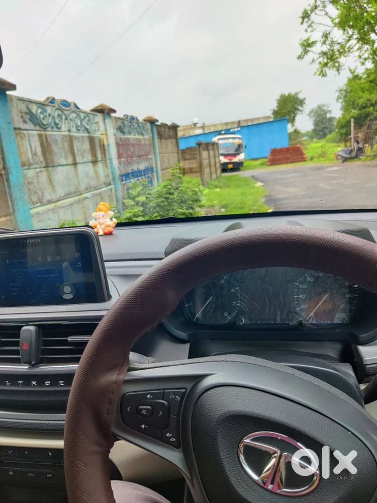 Tata Altroz 2023 Diesel 37000 Km Driven