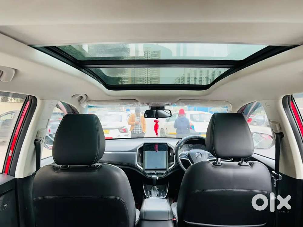 Company Maintained Car With All Original Paint And Zero Issue.