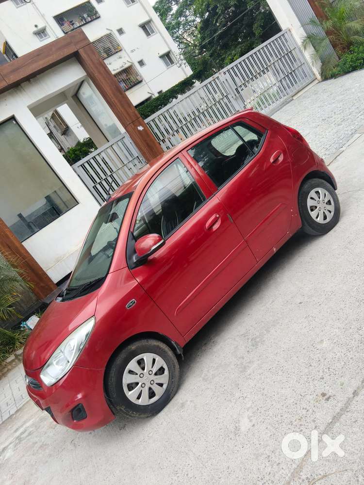 Hyundai I10 Sportz, 2013, Petrol