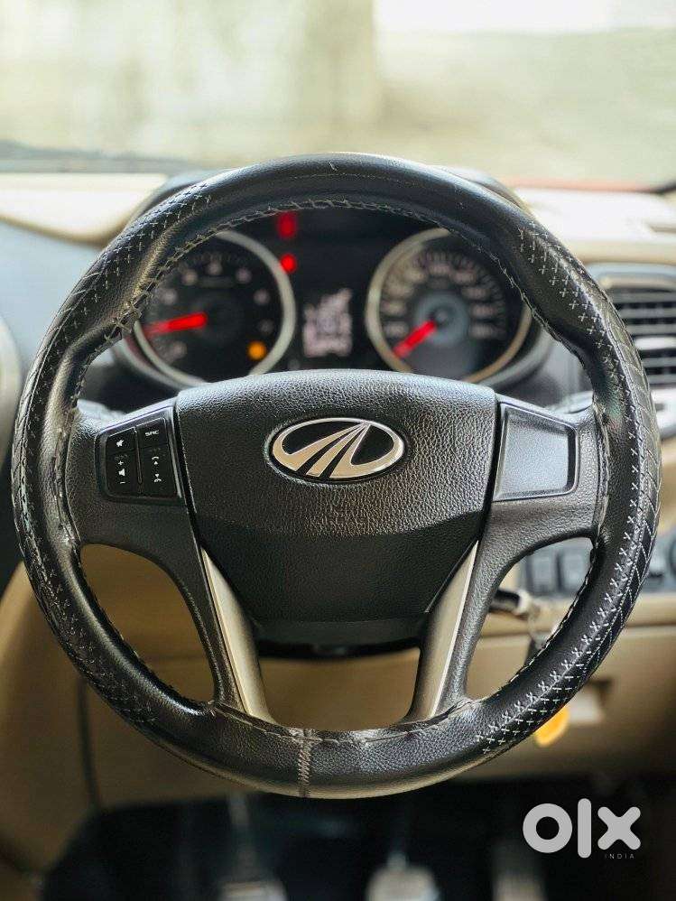 Mahindra Tuv 300 T10, 2019, Diesel