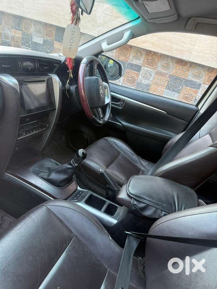 Toyota Fortuner 2016-2017 Diesel Well Maintained