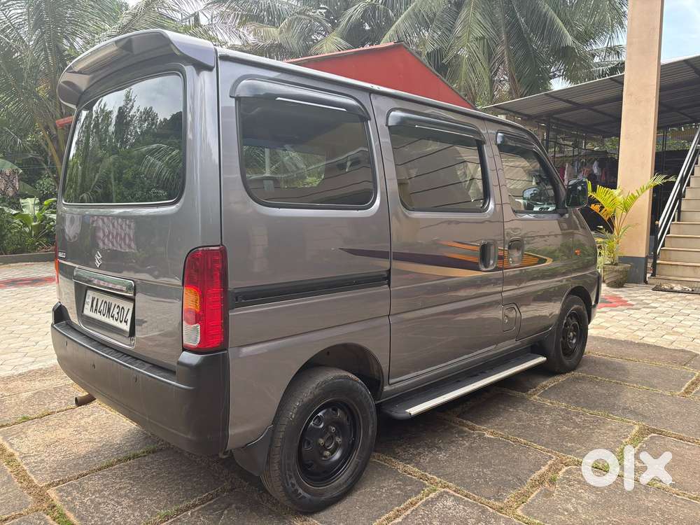Maruti Suzuki Eeco 5 Str Ac(o) Cng, 2022, Petrol