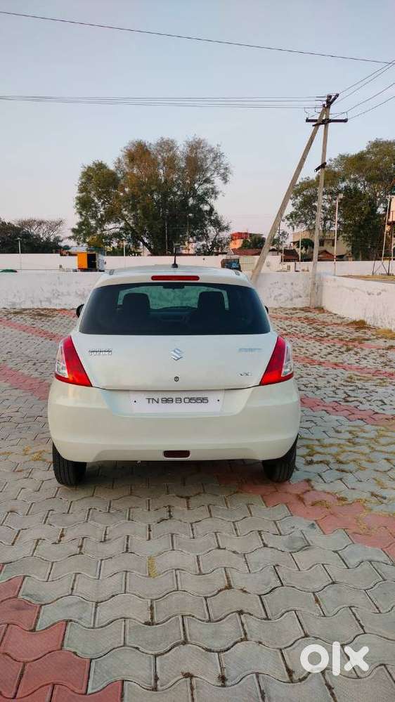 Maruti Suzuki Swift Vxi, 2015, Petrol