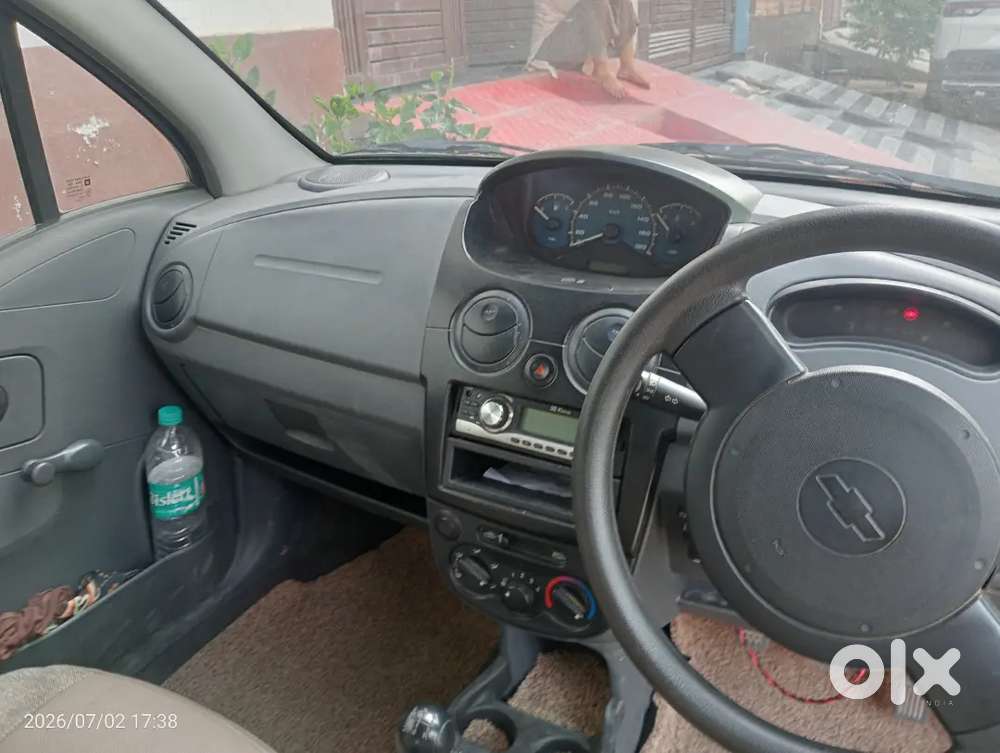 2009 Model Petrol Or Cng Cylinder Few Months Old The Car Only Park