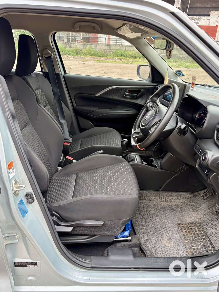 Maruti Suzuki New-gen Swift Zxi, 2025, Petrol