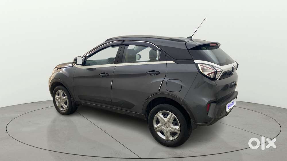 Tata Nexon 1.5 Revotorq Xma Amt (s), 2021, Petrol