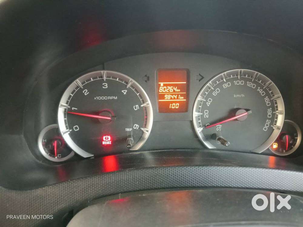 Maruti Suzuki Swift Dzire Vdi Bsiv, 2014, Diesel