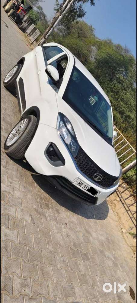 Tata Nexon 1.2 Revotron Xt, 2018, Diesel